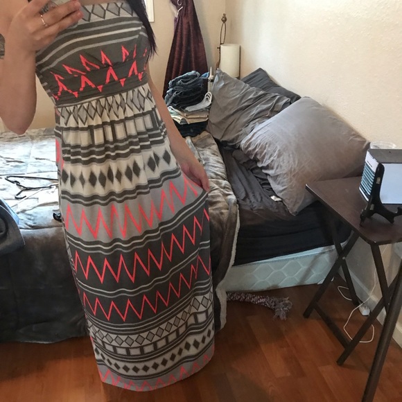 MAXI DRESS - Picture 2 of 3